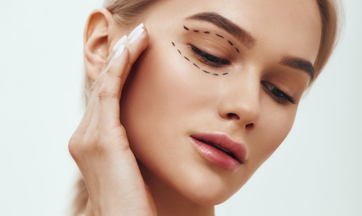 What Is the Difference Between Blepharoplasty and Brow Lift?