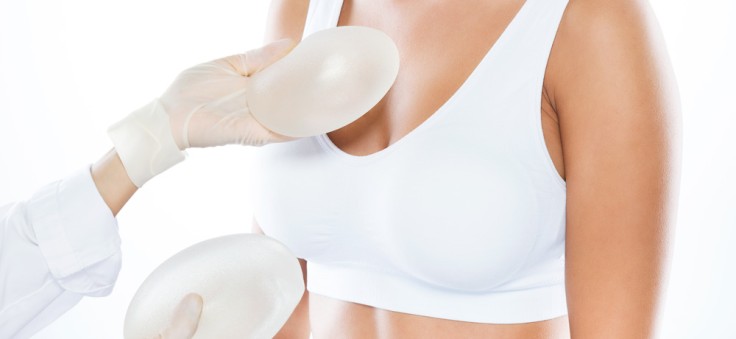 How to Minimise Scars After Breast Reduction Surgery