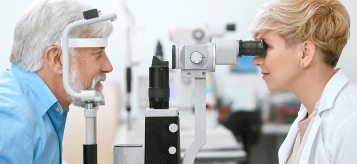 Wie Sie entscheiden, wann der richtige Zeitpunkt für eine LASIK-Augenoperation gekommen ist