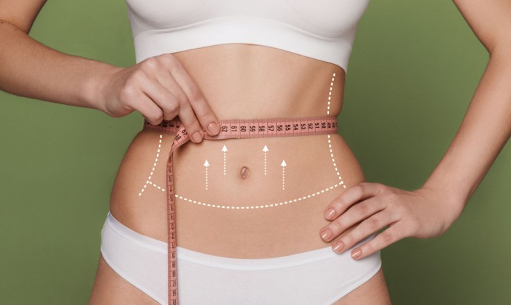 Abdominoplastia vs. Liposucción: ¿Cuál es la mejor opción para ti?